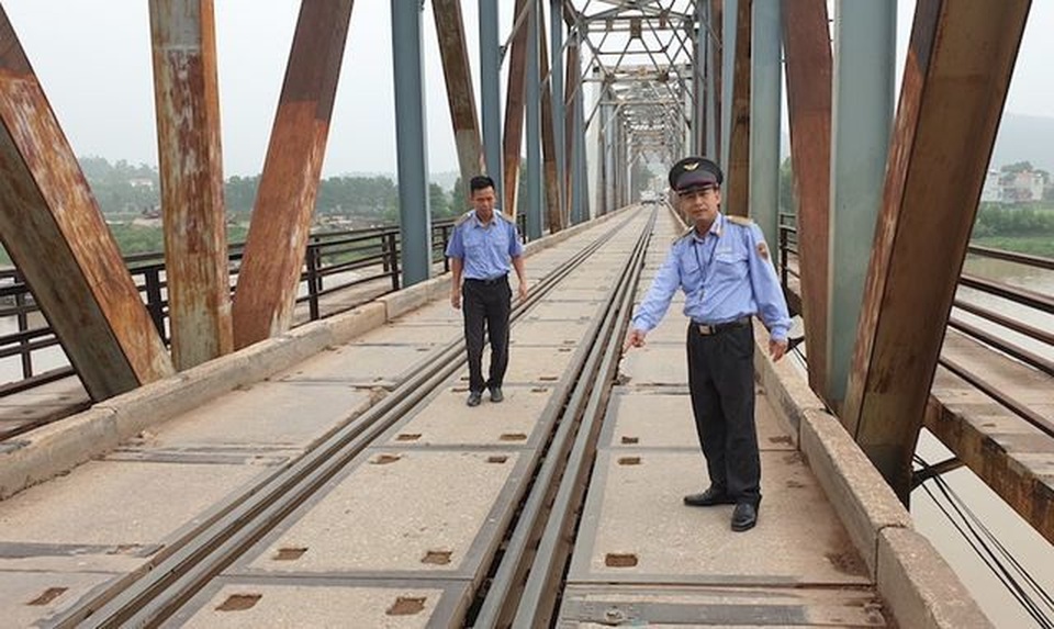 Sẽ sớm Sẽ sớm