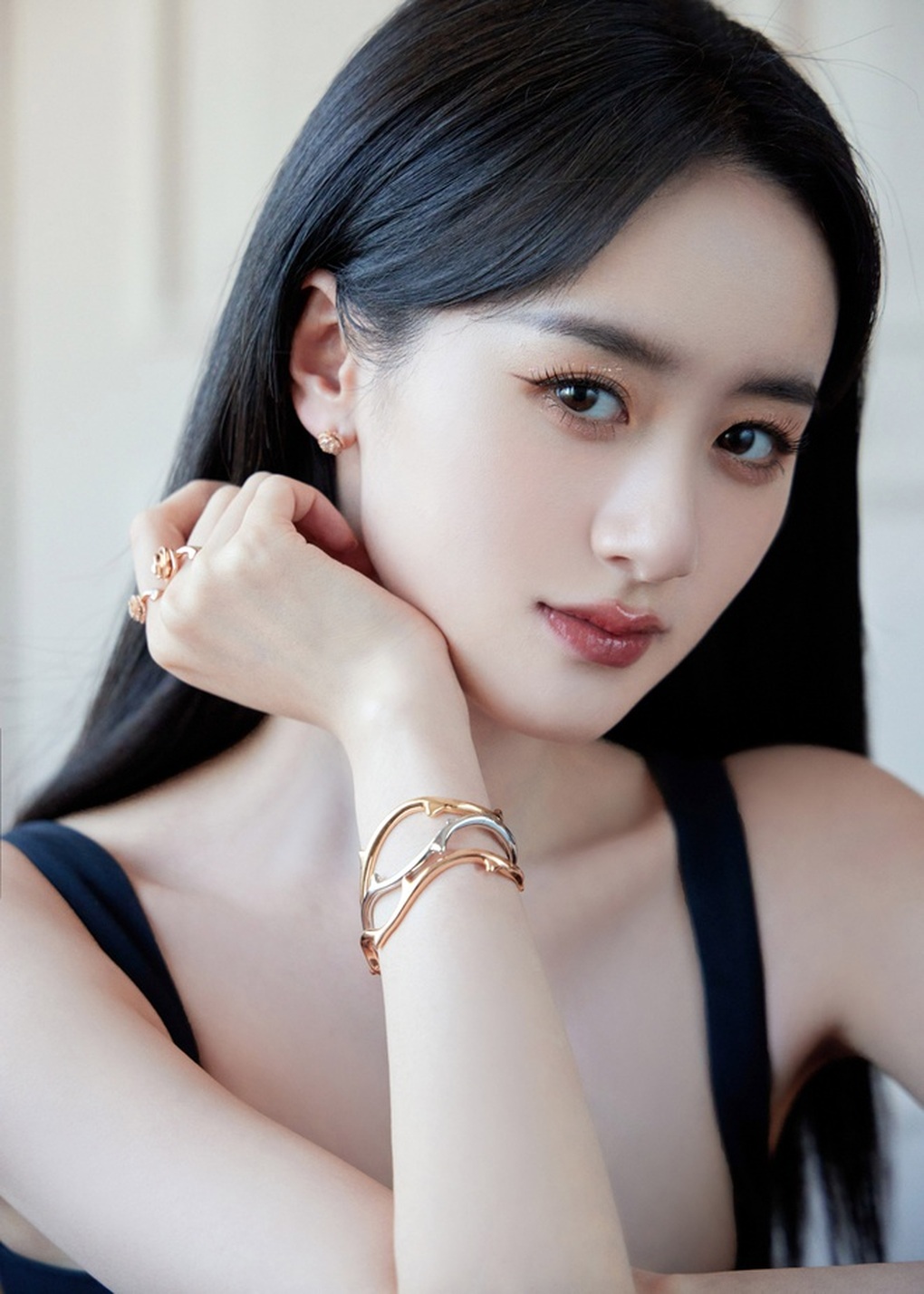Làn sóng phong sát ngầm với tiểu Triệu Lệ Dĩnh khi trốn thuế - 1 Làn sóng phong sát ngầm với tiểu Triệu Lệ Dĩnh khi trốn thuế - 1