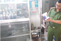 Vật tư nông nghiệp trôi nổi, kém chất lượng "len lỏi" vào các vùng nuôi tôm