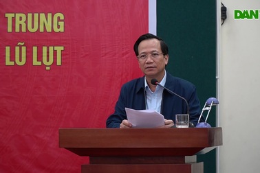 Bộ LĐ-TB&XH ủng hộ 350 triệu đồng tới đồng bào bị lũ lụt miền Trung