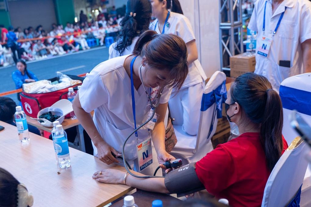 Những khoảnh khắc đẹp tại các trạm sức khỏe Pharmacity đồng hành cùng Đại lễ Quốc khánh - 6 Những khoảnh khắc đẹp tại các trạm sức khỏe Pharmacity đồng hành cùng Đại lễ Quốc khánh - 6