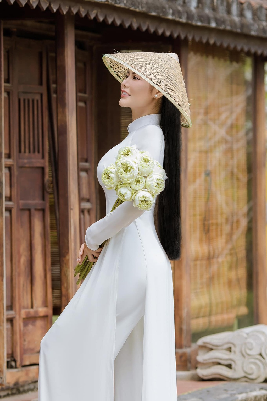 Hoa hậu Di Khả Hân cắt tóc hiến tặng bệnh nhân ung thư vú - 1 Hoa hậu Di Khả Hân cắt tóc hiến tặng bệnh nhân ung thư vú - 1