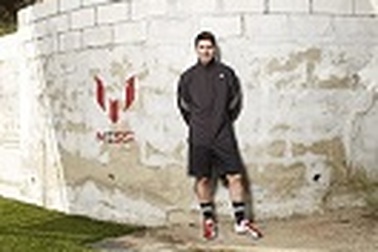 Lionel Messi - “Biểu tượng vàng” mới của bóng đá thế giới