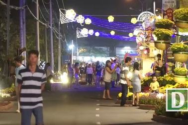 Đường hoa cho công nhân ở ngoại ô thành phố