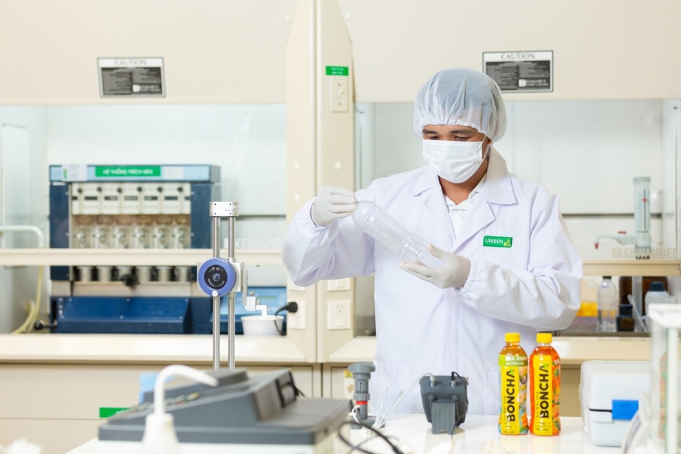 Uniben được vinh danh tại “Top 50 doanh nghiệp phát triển bền vững 2025” - 3 Uniben được vinh danh tại “Top 50 doanh nghiệp phát triển bền vững 2025” - 3