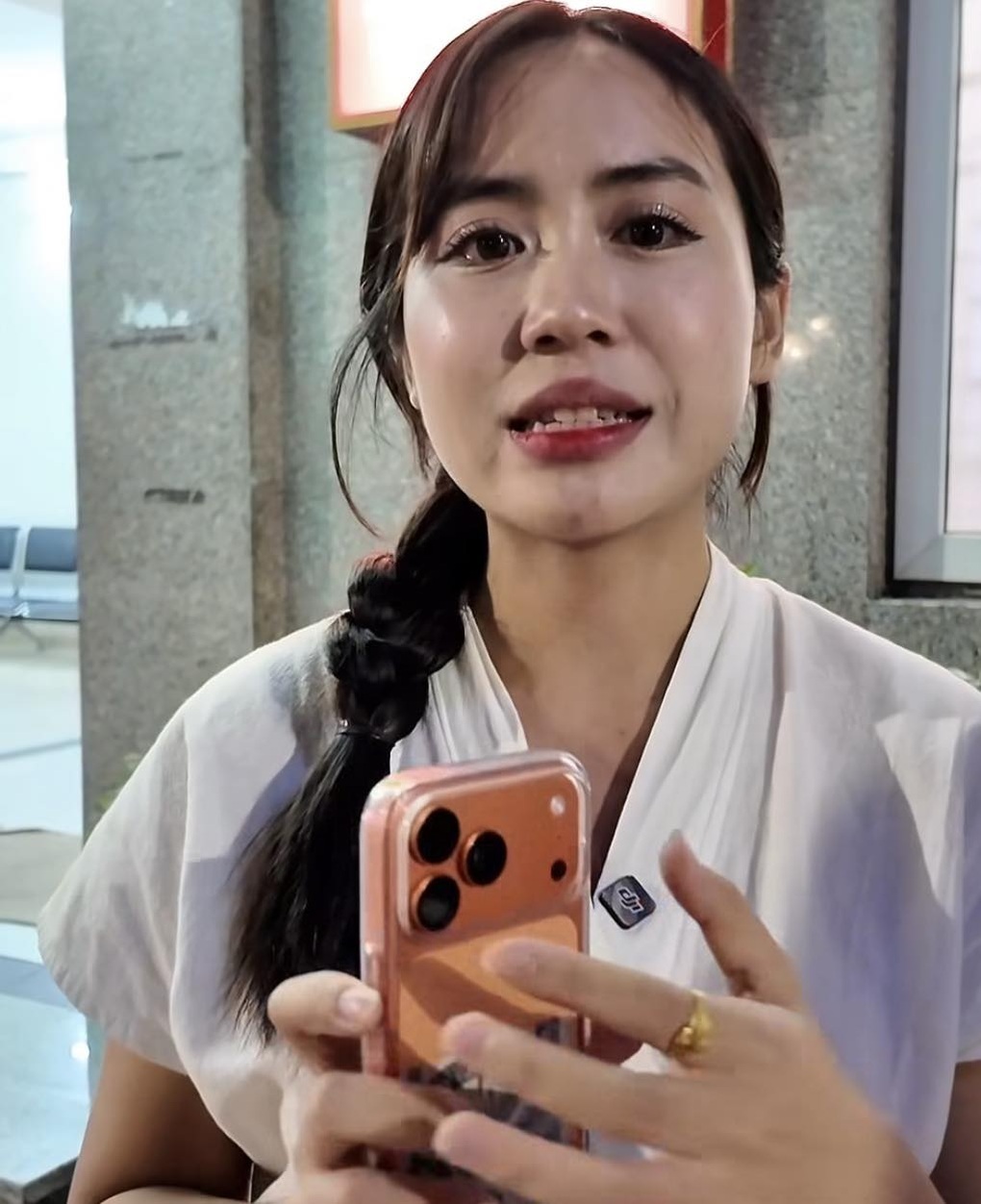 Vụ cô gái Lào bị trộm iPhone: Phút hoảng loạn và cuộc gọi vỡ òa trong đêm - 1 Vụ cô gái Lào bị trộm iPhone: Phút hoảng loạn và cuộc gọi vỡ òa trong đêm - 1
