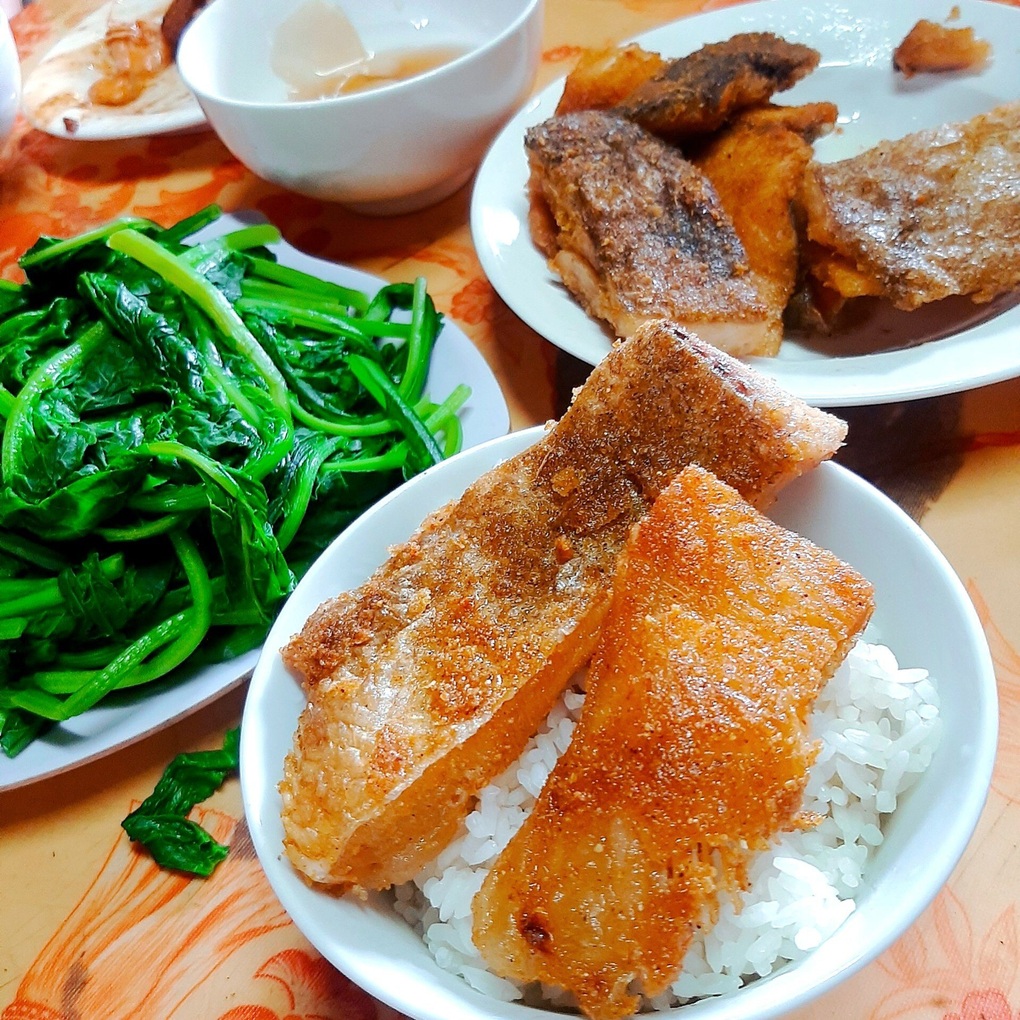 Độc lạ món cá sống ủ chua thành đặc sản, chờ vài tháng mới ra lò - 7 Độc lạ món cá sống ủ chua thành đặc sản, chờ vài tháng mới ra lò - 7