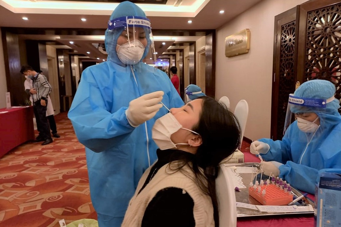 Sáng 25/12, ca mắc cộng đồng lan rộng tại nhiều địa phương - 1 Sáng 25/12, ca mắc cộng đồng lan rộng tại nhiều địa phương - 1