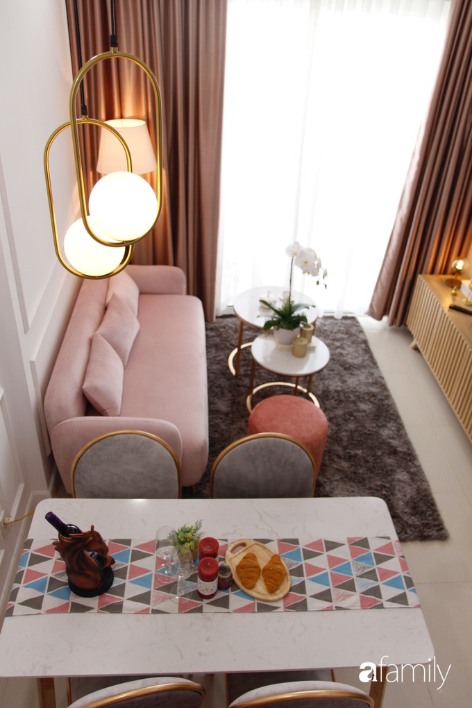 Căn hộ 65m² dành trọn lời khen "tâm đắc" của chủ nhà khi nhận công trình nhờ chọn tông hồng cùng phong cách tân cổ điển ở Sài Gòn - Ảnh 5. Căn hộ 65m² dành trọn lời khen "tâm đắc" của chủ nhà khi nhận công trình nhờ chọn tông hồng cùng phong cách tân cổ điển ở Sài Gòn - Ảnh 5.