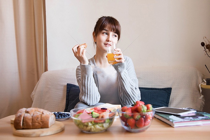 Trái cây là "siêu thực phẩm" của cơ thể nhưng có 5 thời điểm dù thèm cũng phải tránh ăn để không làm cơ thể thêm suy yếu - Ảnh 5. Trái cây là "siêu thực phẩm" của cơ thể nhưng có 5 thời điểm dù thèm cũng phải tránh ăn để không làm cơ thể thêm suy yếu - Ảnh 5.