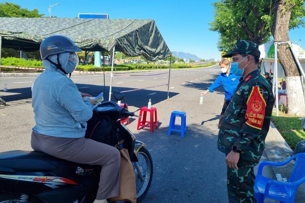 Đà Nẵng thông qua loạt chính sách hỗ trợ người dân và lực lượng chống dịch - 1 Đà Nẵng thông qua loạt chính sách hỗ trợ người dân và lực lượng chống dịch - 1
