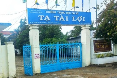 Trường cấp 2 bị "tố" thu tiền học phụ đạo không đúng quy định