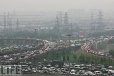 Trung Quốc: Có ô tô chưa chắc sướng!