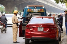 Hà Nội phạt nguội xe dừng, đỗ sai quy định