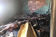 Nhậu say về châm thuốc hút, vô ý làm cháy nhà