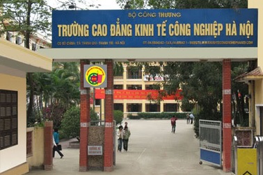 Trường Cao đẳng Kinh tế Công nghiệp Hà Nội thông báo xét tuyển Cao đẳng chính quy năm 2014