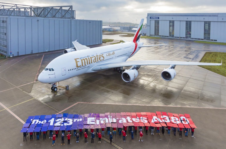 Siêu máy bay A380: Cú sảy chân đắt đỏ của người khổng lồ Airbus - 2 Siêu máy bay A380: Cú sảy chân đắt đỏ của người khổng lồ Airbus - 2