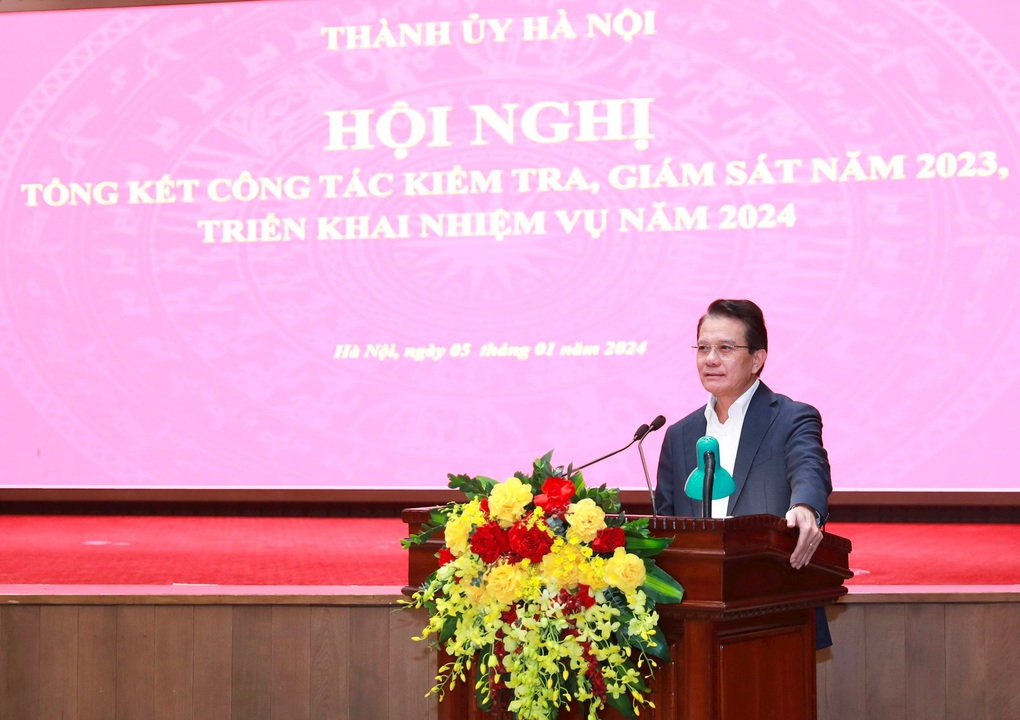 Hà Nội kiểm tra dấu hiệu vi phạm 360 đảng viên liên quan AIC, đất đai... - 2 Hà Nội kiểm tra dấu hiệu vi phạm 360 đảng viên liên quan AIC, đất đai... - 2