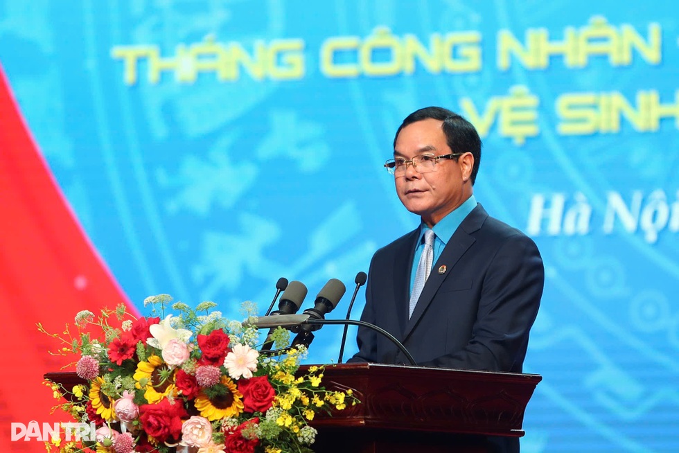 Nỗi day dứt của lãnh đạo khi hơn 700 lao động đi làm không bao giờ trở về - 6 Nỗi day dứt của lãnh đạo khi hơn 700 lao động đi làm không bao giờ trở về - 6