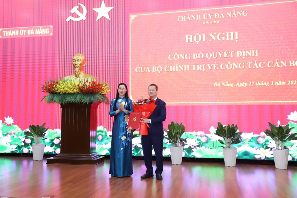 Ông Nguyễn Mạnh Hùng giữ chức Phó Bí thư Thành ủy Đà Nẵng - 1