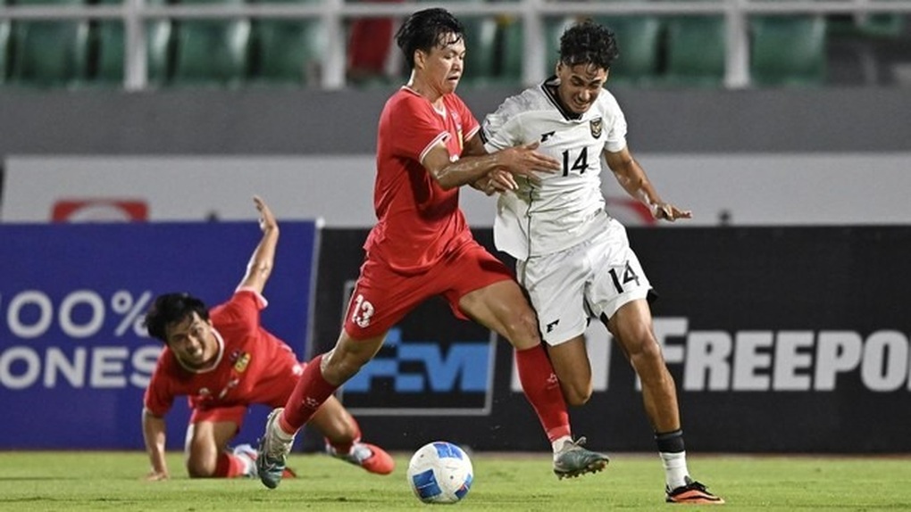 Thủ môn U23 Lào tuyên bố bất ngờ sau khi khiến U23 Indonesia nhận cú sốc - 2 Thủ môn U23 Lào tuyên bố bất ngờ sau khi khiến U23 Indonesia nhận cú sốc - 2