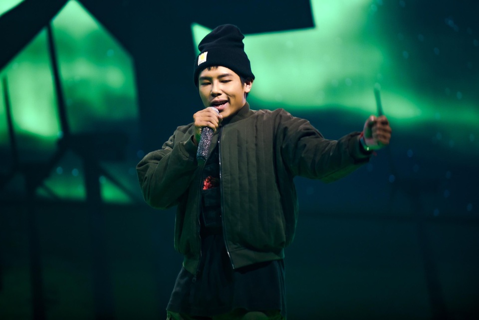 “Nổi da gà” thí sinh King of Rap làm mới hit của diva Hồng Nhung, Bằng Kiều - 12 “Nổi da gà” thí sinh King of Rap làm mới hit của diva Hồng Nhung, Bằng Kiều - 12