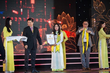 Công ty Nhựa Long Thành đạt danh hiệu Hàng Việt Nam chất lượng cao 2019