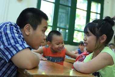 8 tuổi, "thần đồng" Đỗ Nhật Nam "cảm nắng" bạn gái cùng lớp