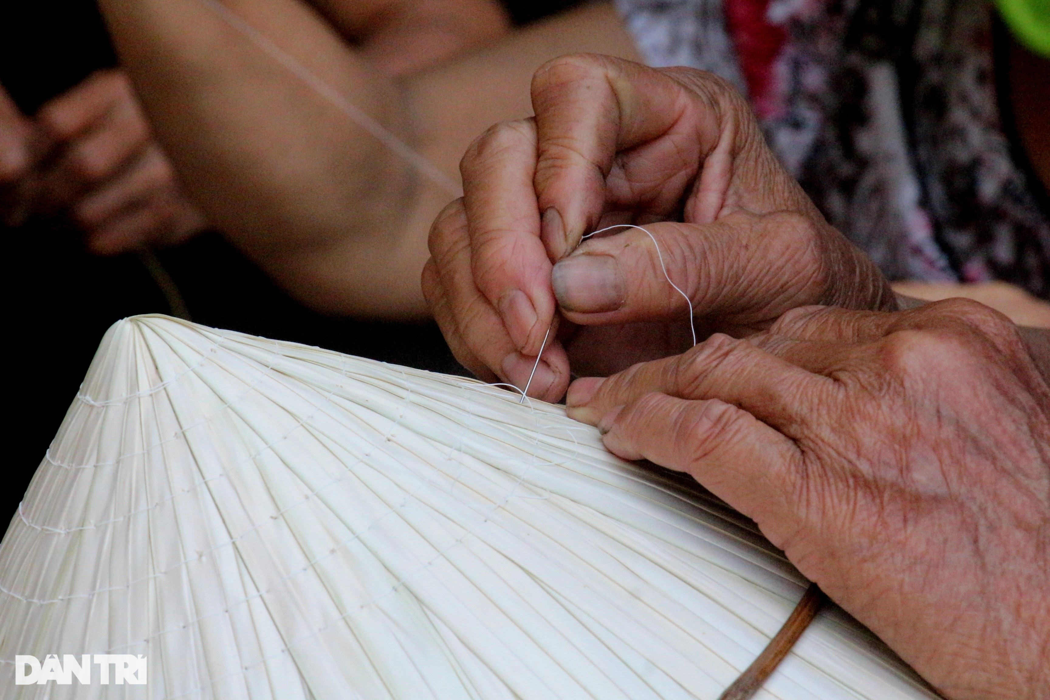 Về làng quê có truyền thống hơn 100 năm làm nghề xỏ lá - 4