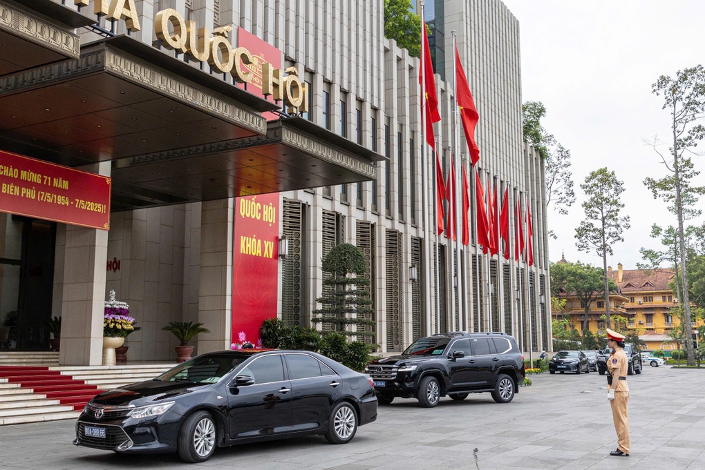 CSGT Hà Nội triển khai phương án phục vụ kỳ họp 10 Quốc hội khóa XV - 1 CSGT Hà Nội triển khai phương án phục vụ kỳ họp 10 Quốc hội khóa XV - 1
