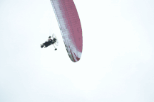 Trải nghiệm dù lượn tại TPHCM