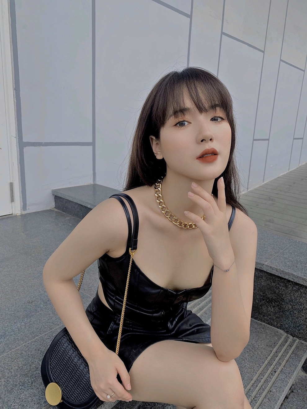 Cặp chị em song sinh Hằng - Nga nổi tiếng ở Đại học Thương mại - 6 Cặp chị em song sinh Hằng - Nga nổi tiếng ở Đại học Thương mại - 6
