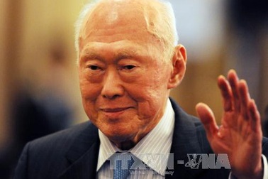 Ông Lý Quang Diệu là "Người châu Á của năm 2015"