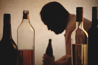 Uống nhiều rượu làm ảnh hưởng đến hệ hô hấp