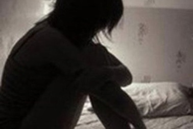 Tạm giữ 1 người nước ngoài giở trò thú tính với nữ thư ký riêng