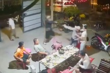 Camera ghi cảnh cuộc đấu súng trong bữa nhậu sau Tết