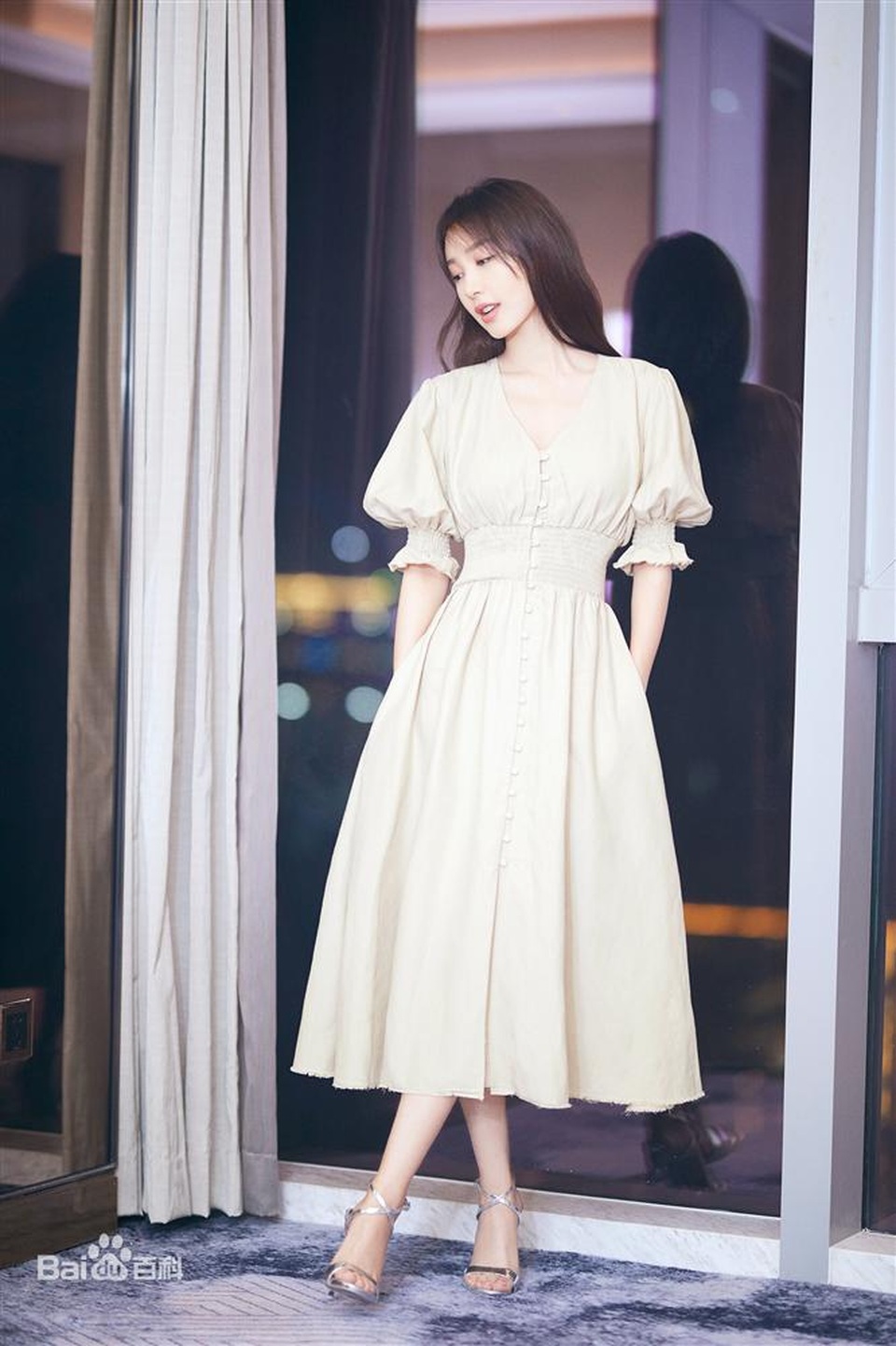 Nhan sắc gợi cảm của cô gái tố Angelababy là người thứ ba - 8 Nhan sắc gợi cảm của cô gái tố Angelababy là người thứ ba - 8