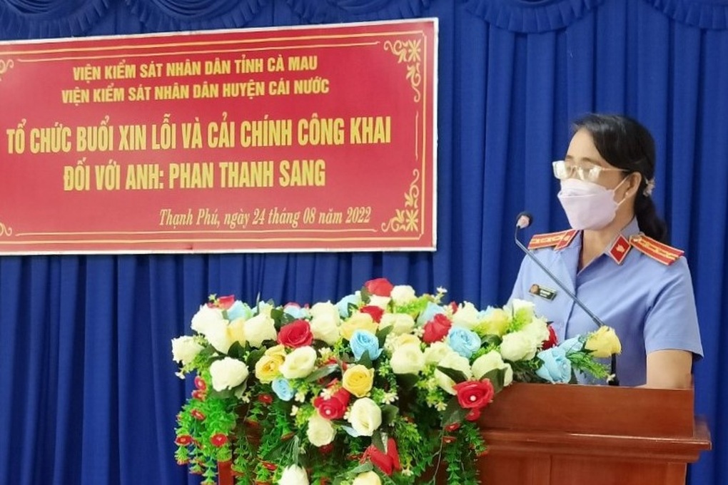 Công khai xin lỗi người oan sai trong vụ án bắt đầu từ tin nhắn OK em - 4 Công khai xin lỗi người oan sai trong vụ án bắt đầu từ tin nhắn OK em - 4