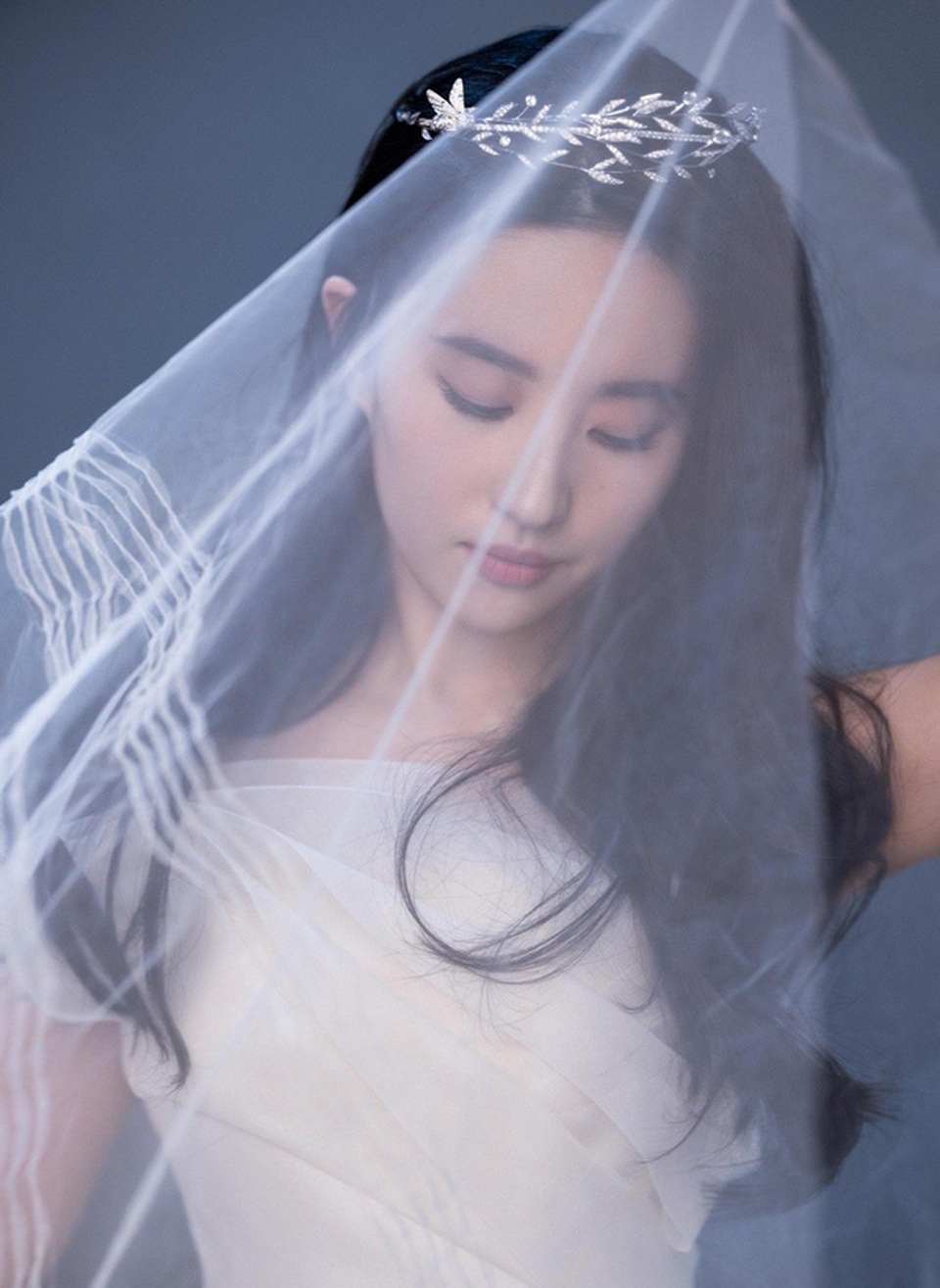 Lưu Diệc Phi lấy lại phong độ thần tiên tỷ tỷ trong ngày tái xuất - 6 Lưu Diệc Phi lấy lại phong độ thần tiên tỷ tỷ trong ngày tái xuất - 6