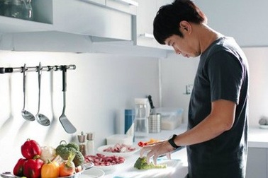 Gặp gỡ “ông hoàng phòng vé” Thái Hòa trên K+ trong mùa lễ hội cuối năm