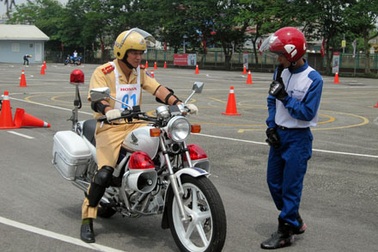 Honda phối hợp đào tạo kỹ năng với Cảnh sát Giao thông