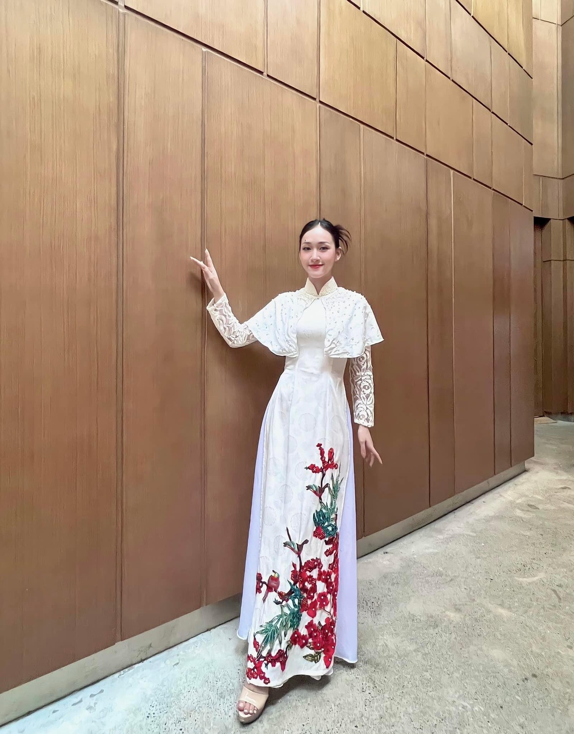Hoa khôi trường ĐH Văn Lang: Tự yêu là cách để đẹp hơn mỗi ngày - 4 Hoa khôi trường ĐH Văn Lang: Tự yêu là cách để đẹp hơn mỗi ngày - 4