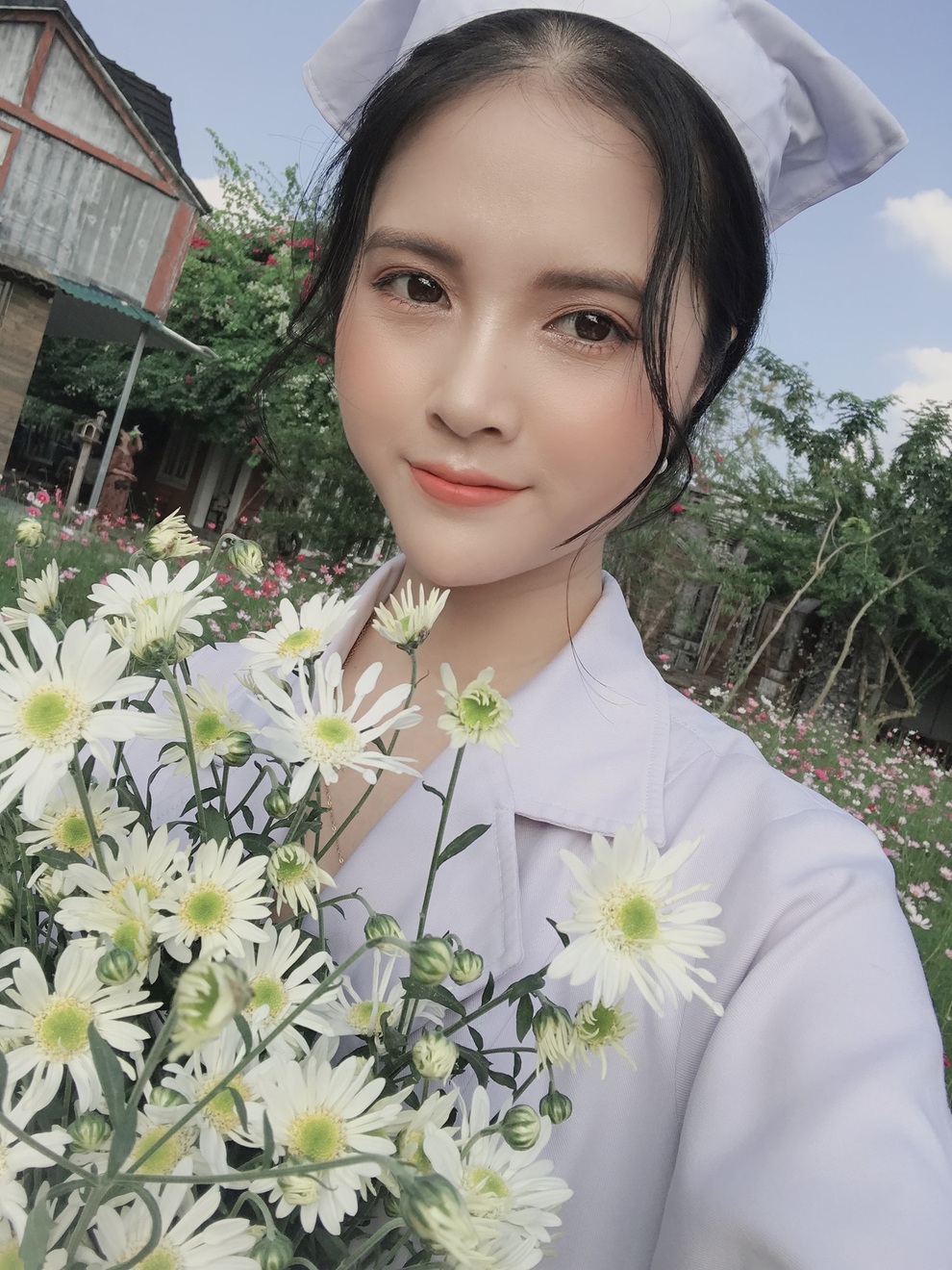Sinh nhật đáng nhớ của nữ điều dưỡng xinh xắn ở tâm dịch Bắc Giang - 1 Sinh nhật đáng nhớ của nữ điều dưỡng xinh xắn ở tâm dịch Bắc Giang - 1