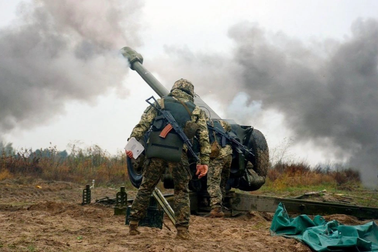 Chiến thuật đối phó của pháo binh Ukraine với hỏa lực vượt trội từ Nga