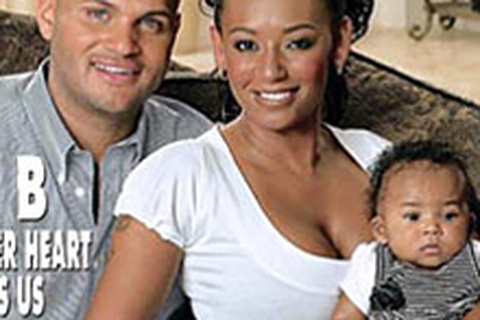 Mel B: Rạng ngời hạnh phúc trên tạp chí Hello