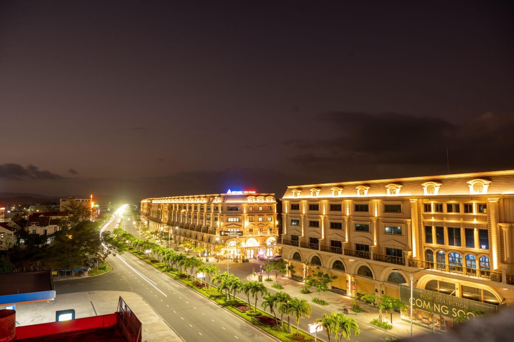 Thương hiệu Đất Xanh Miền Trung sẽ ra sao khi đổi tên thành Regal Group? - 3 Thương hiệu Đất Xanh Miền Trung sẽ ra sao khi đổi tên thành Regal Group? - 3