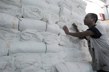 Dân cạn sức mua, doanh nghiệp kiệt nguồn sống