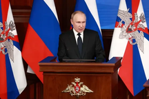 Ông Putin cam kết dành nguồn lực không hạn chế cho quân đội Nga