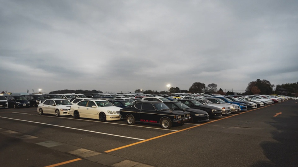 Bán xe trực tuyến 10 ngàn chiếc/ngày, lợi nhuận khổng lồ - 11