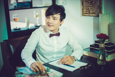 Hát “Nhạc xưa” theo cách mới, Quang Hiếu thử thách mình ở thị trường âm nhạc Hà Nội